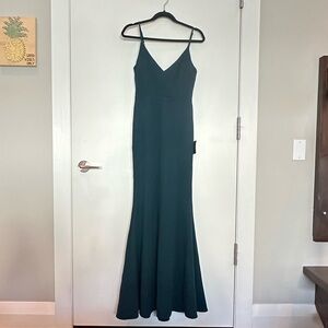 [SOLD] - Lulu's Elegant Green Maxi Dress